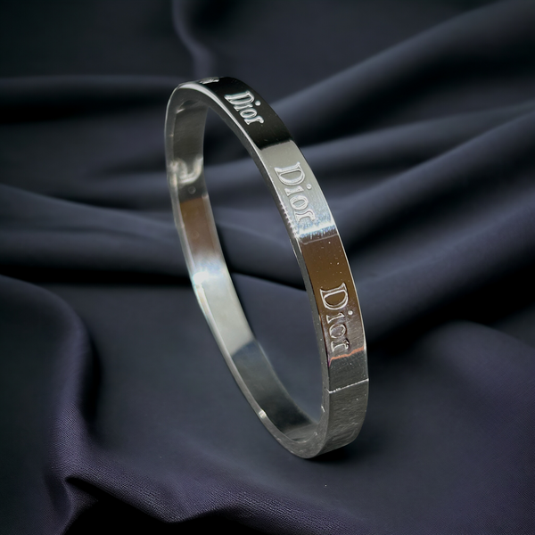 Zebarkart Plain Silver Dior Bracelet