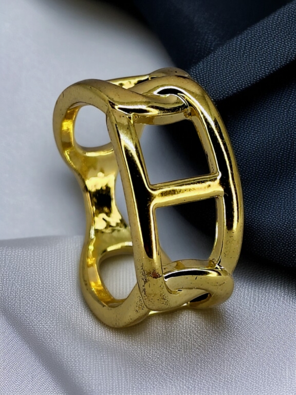 Zebarkart Anti Tarnish Double Line Box Finger Ring