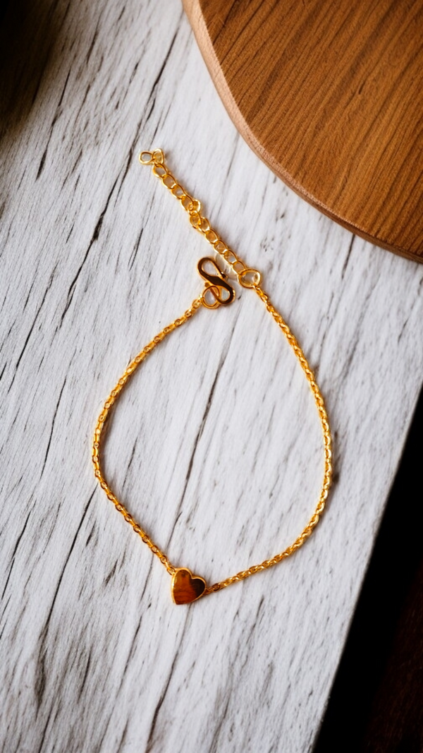 Zebarkart Golden Heart Slick Chain Bracelet